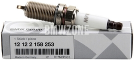 Zapaľovacia sviečka BMW 12122158252 // N46 N46N N62 N62N (OEM)